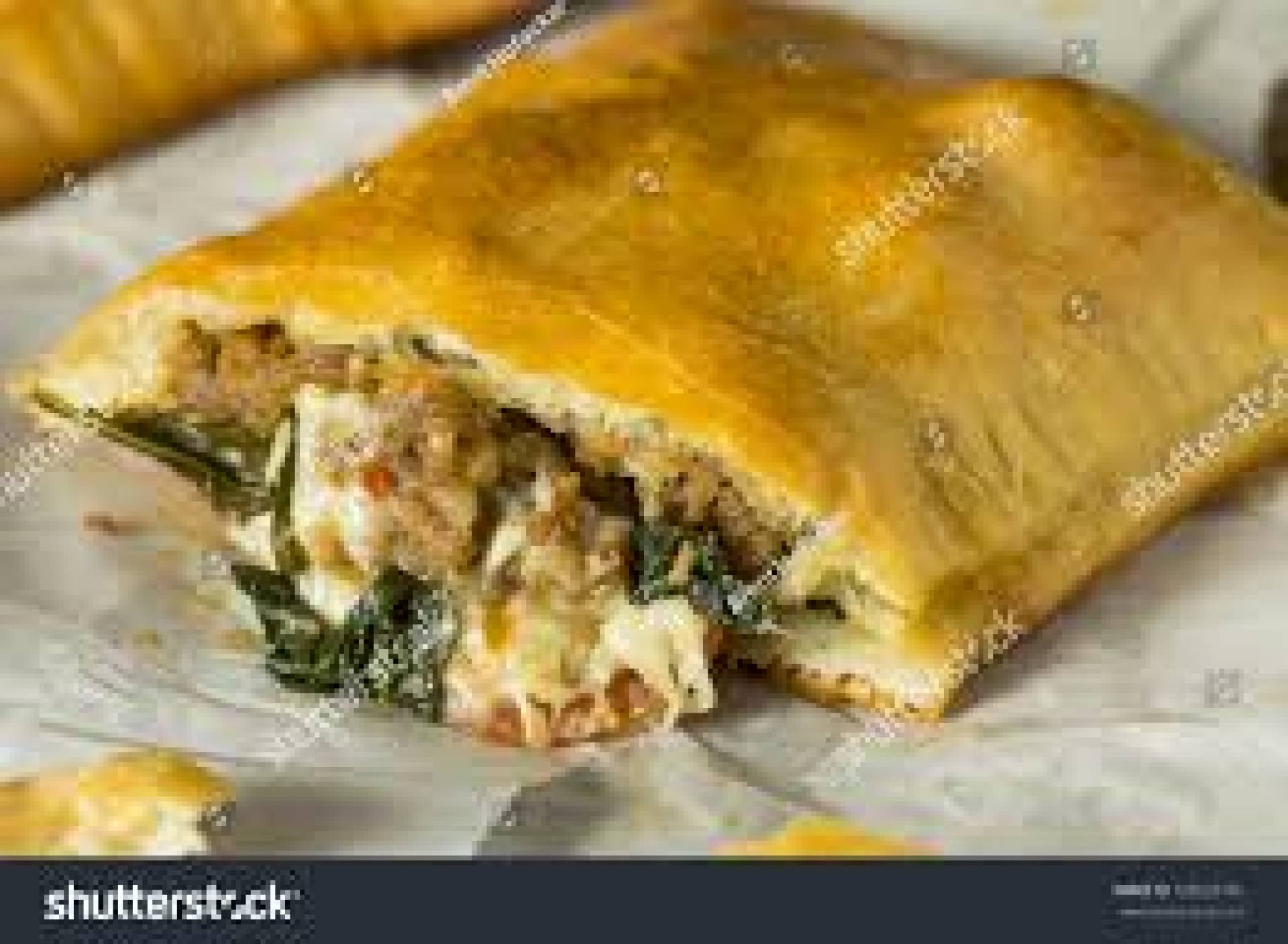 Sausage Spinach and Cheese Pizza Pockets, Marinara Sauce, Roasted Broccoli and Cauliflower