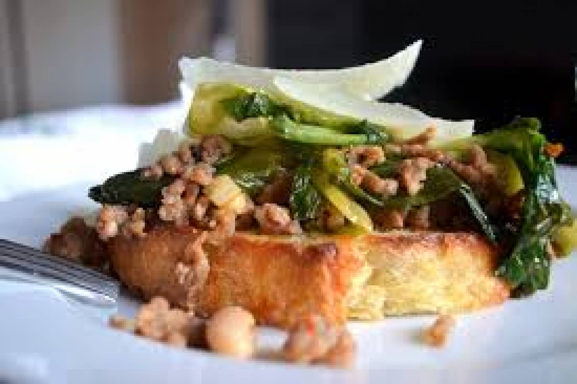 GF Sausage and Escarole over Garlic Toast, Arugula Salad