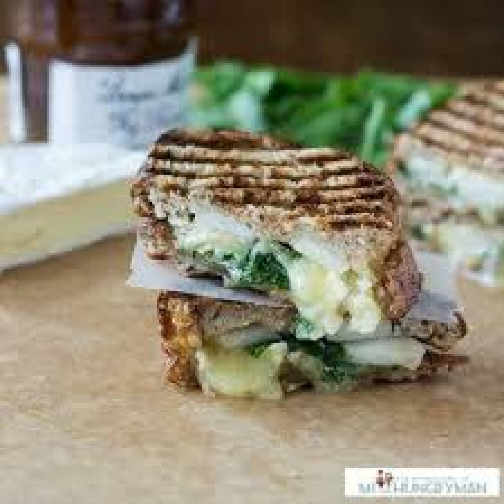 Chicken Fig and Brie Baguette