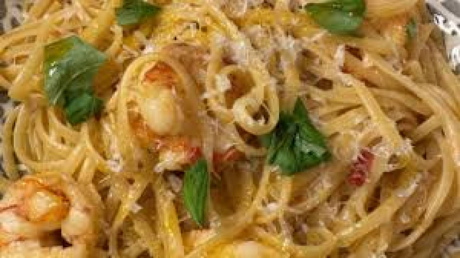 Miso Butter Shrimp Bowls, Arugula Salad, Garlic Bread